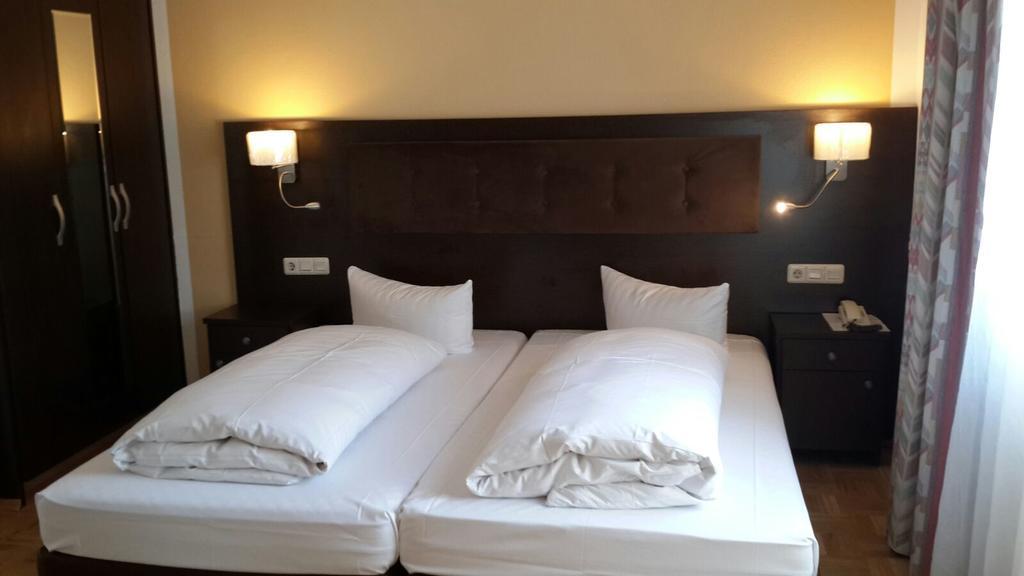 Hotel Starkenburger Hof Heppenheim  المظهر الخارجي الصورة