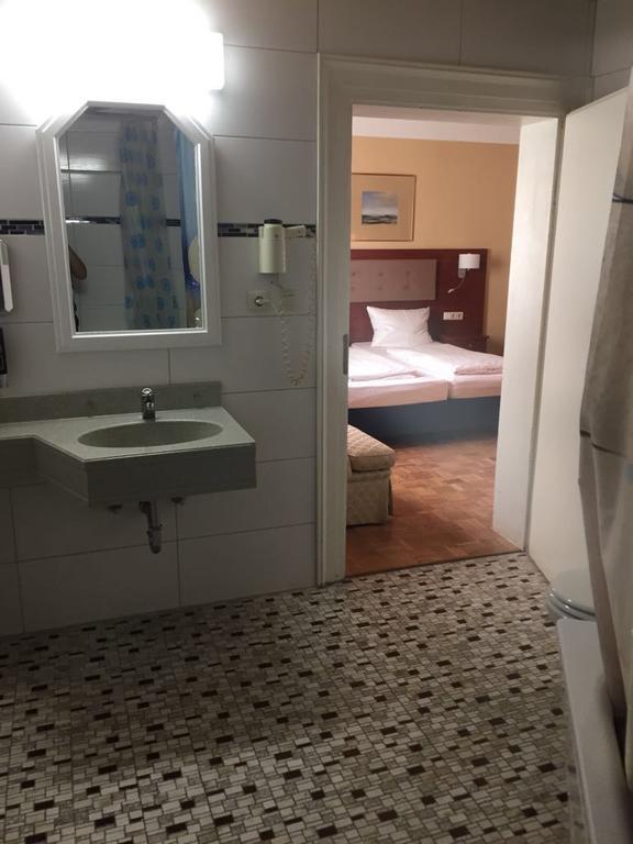 Hotel Starkenburger Hof Heppenheim  المظهر الخارجي الصورة